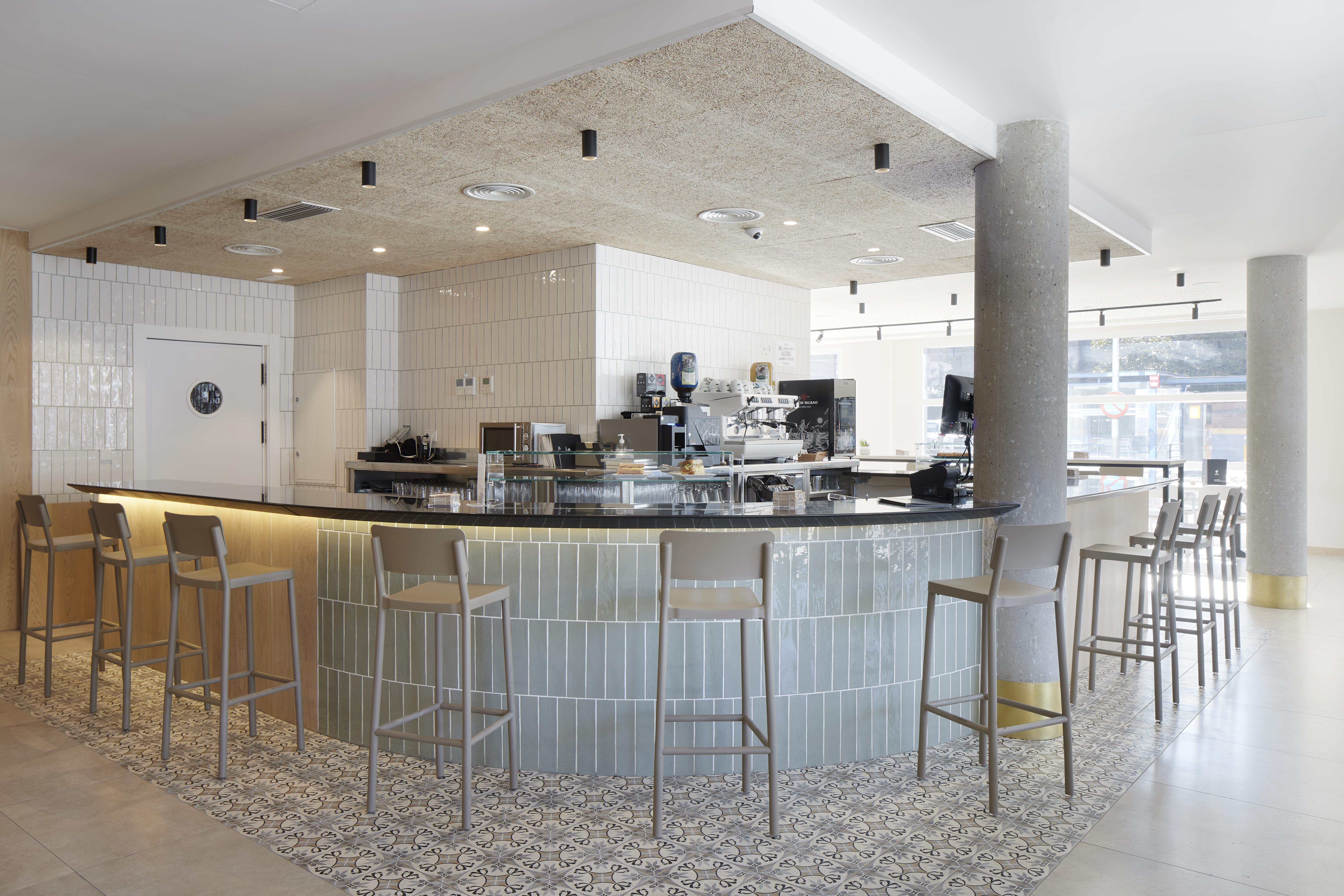 Iraipe Logrono Hotel Экстерьер фото