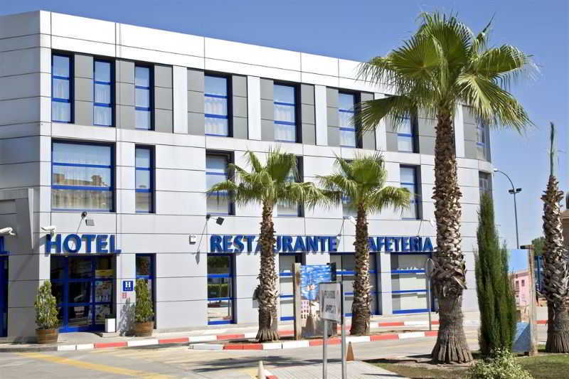 Iraipe Logrono Hotel Экстерьер фото